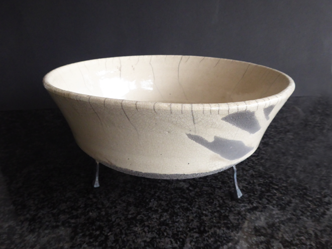 P1040917 Keramik und Metall Schale
